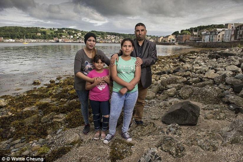 Refugiados sirios que se establecieron en una isla escocesa se quejan de la abundancia de ancianos