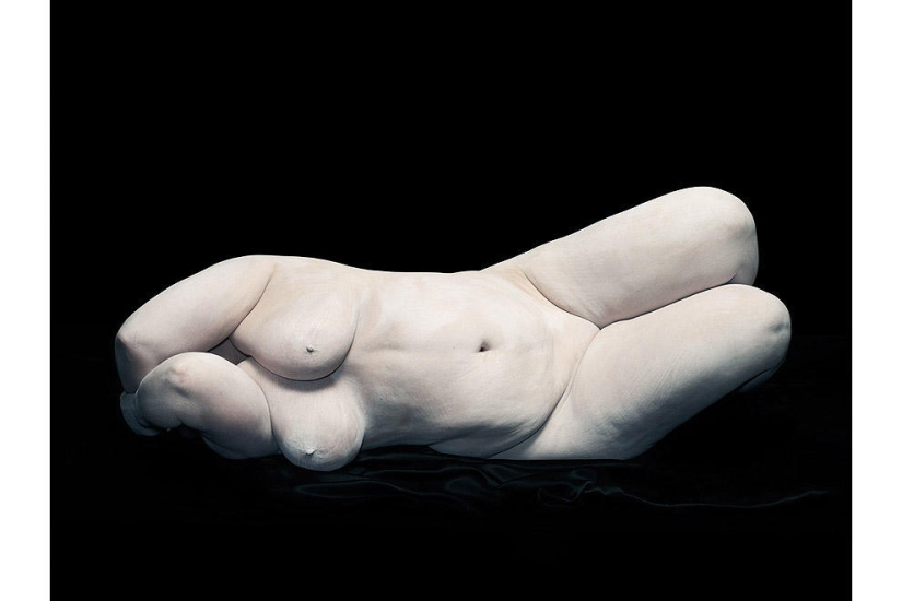 Renaissance Man: Nadav Kander Rediscovers Nudes