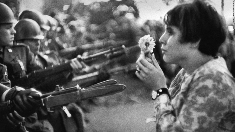 Resistencia Noviolenta: Una foto de Baton Rouge de la que todo Internet está hablando ahora