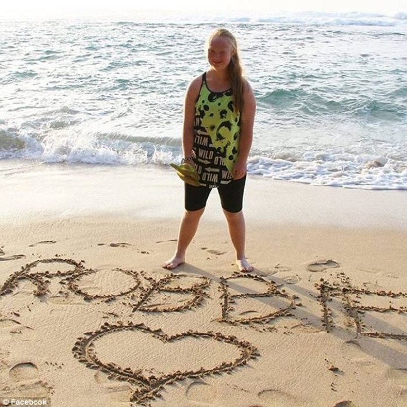 Romantic photos of Down syndrome model Madeleine Stewart and her boyfriend Romantic photos of Down syndrome model Madeleine Stewart and her boyfriend