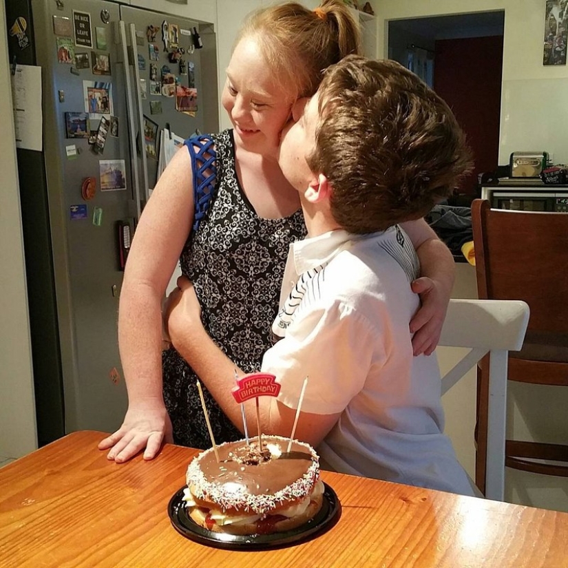 Romantic photos of Down syndrome model Madeleine Stewart and her boyfriend Romantic photos of Down syndrome model Madeleine Stewart and her boyfriend