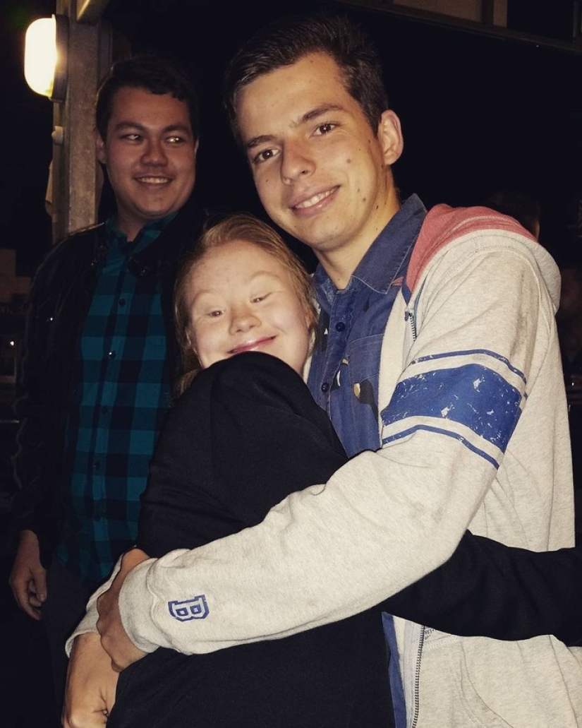 Romantic photos of Down syndrome model Madeleine Stewart and her boyfriend Romantic photos of Down syndrome model Madeleine Stewart and her boyfriend