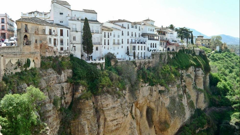 Ronda: the city on the rocks and the soul of Andalusia