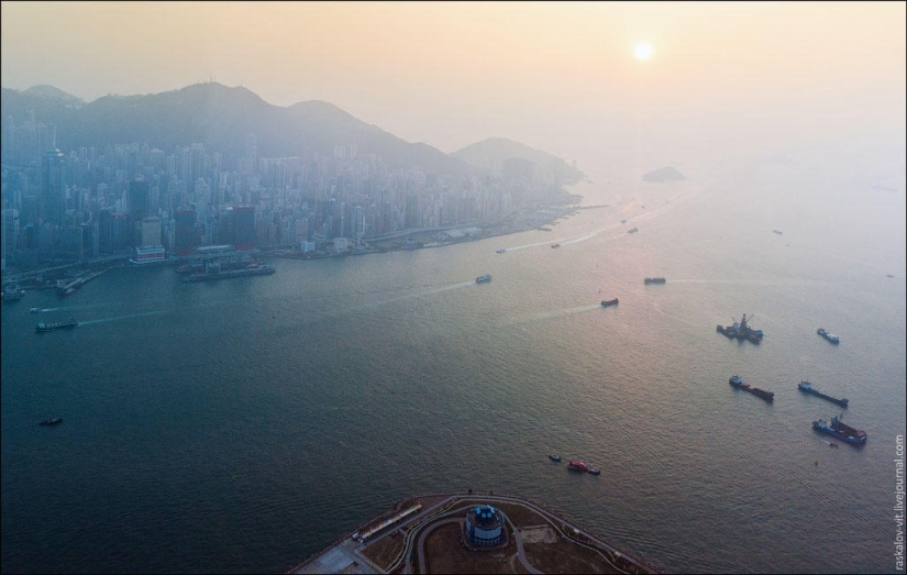 Roofers in Hong Kong
