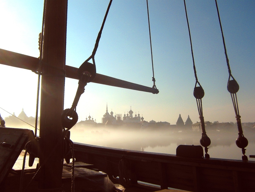 ¡Salvemos la nave juntos! ¡Salvemos la nave juntos!