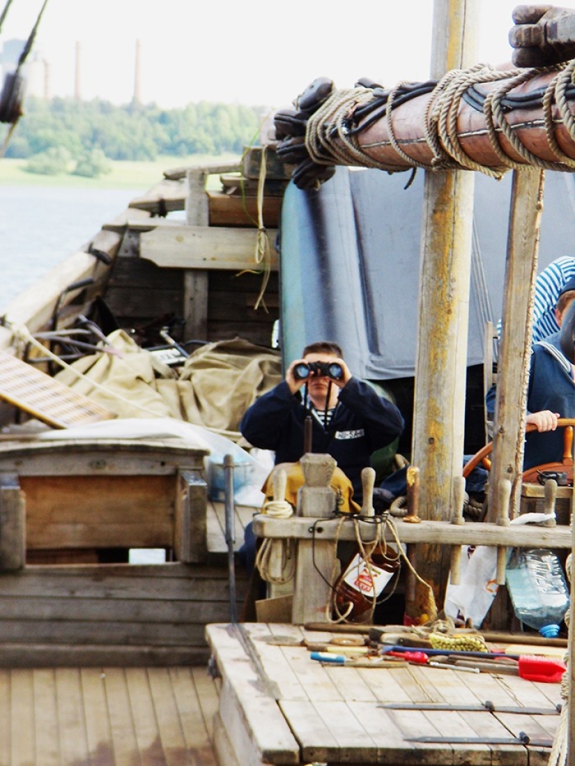 ¡Salvemos la nave juntos! ¡Salvemos la nave juntos!