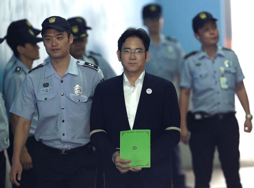 Samsung CEO sentenced to 5 years in prison