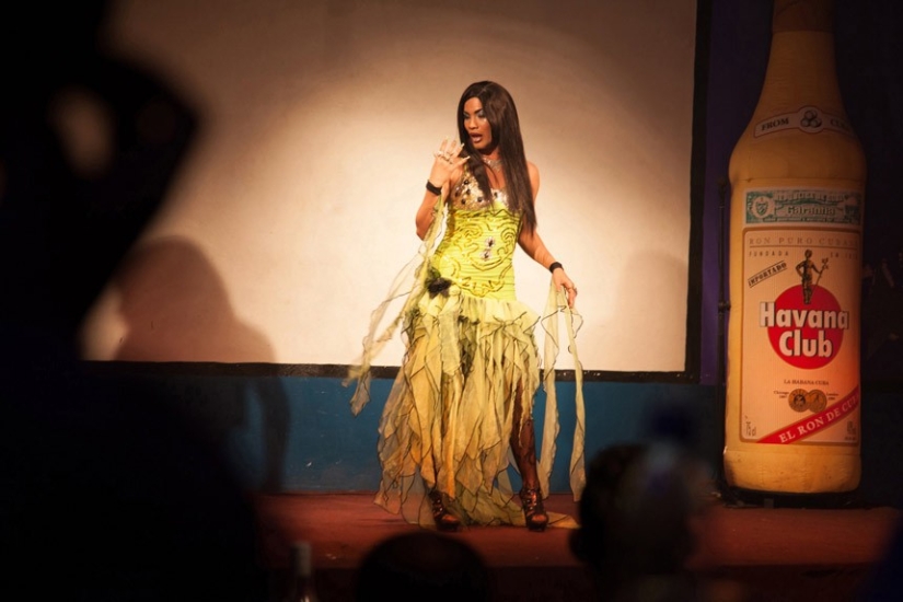 Se cambiaron: la vida de las bellezas trans cubanas Se cambiaron: la vida de las bellezas trans cubanas