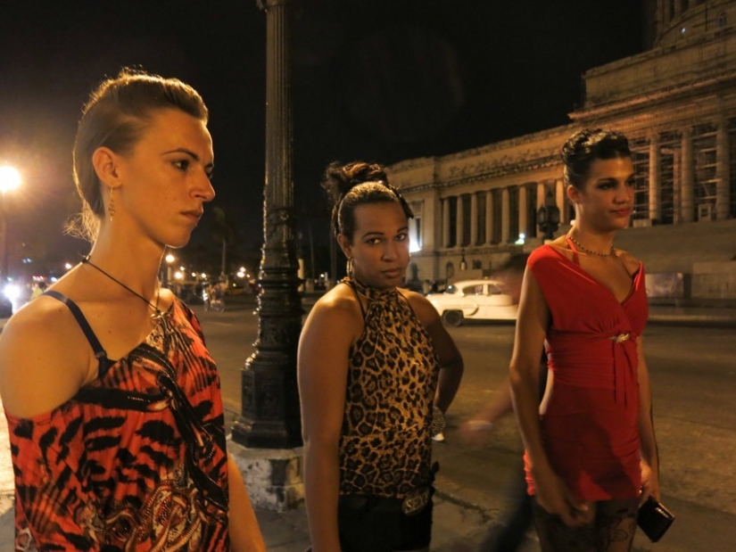 Se cambiaron: la vida de las bellezas trans cubanas Se cambiaron: la vida de las bellezas trans cubanas