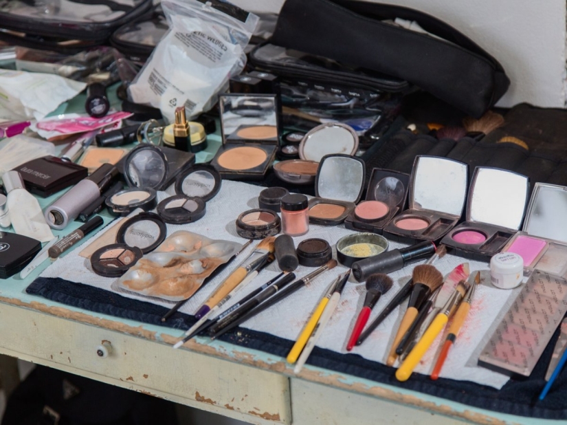 Secrets of filming sexy models: how the Victoria&#39;s Secret competitor works