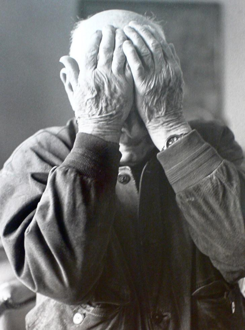 Self-portraits of photographers (part 1)