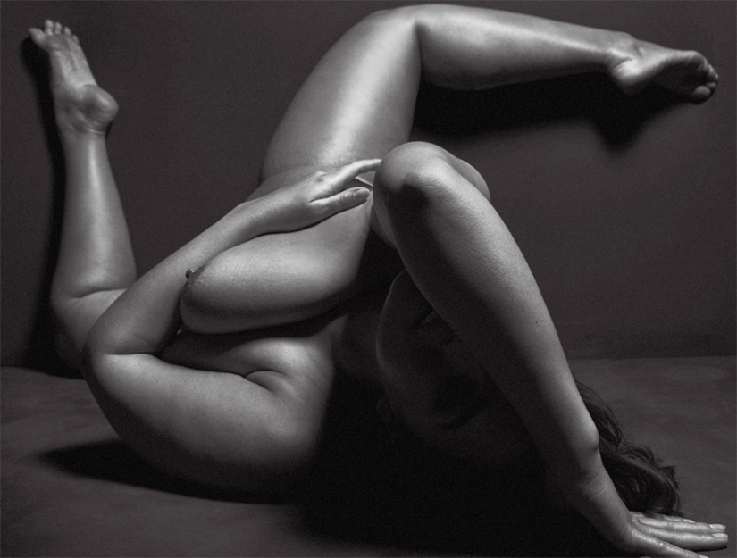 Sexualidad en el cuerpo: sincera sesión de fotos en blanco y negro de la modelo de tallas grandes Ashley Graham