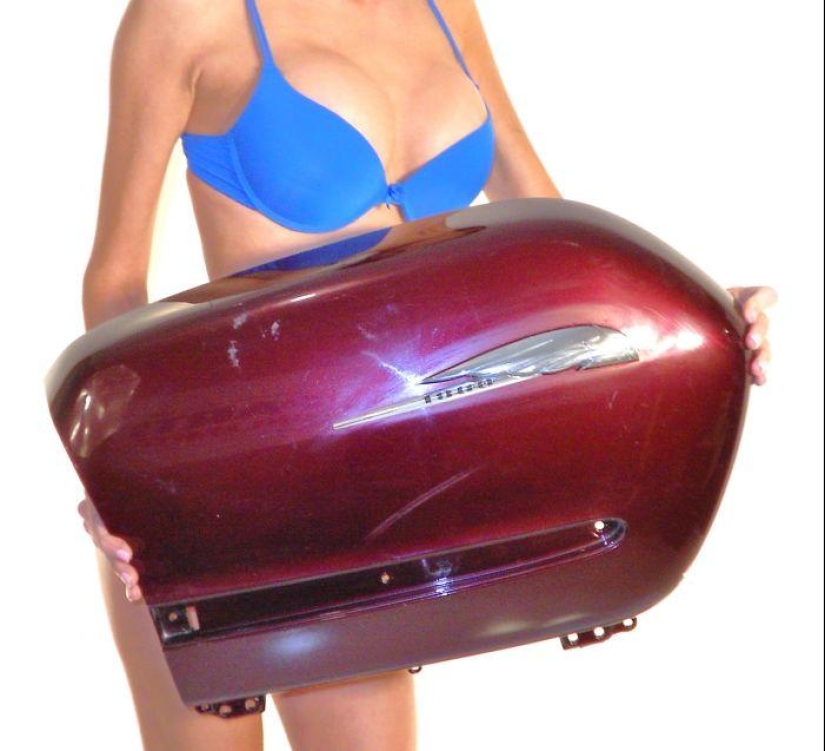 Sexy girls and used parts