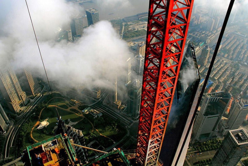 Shanghai through the eyes of a crane operator