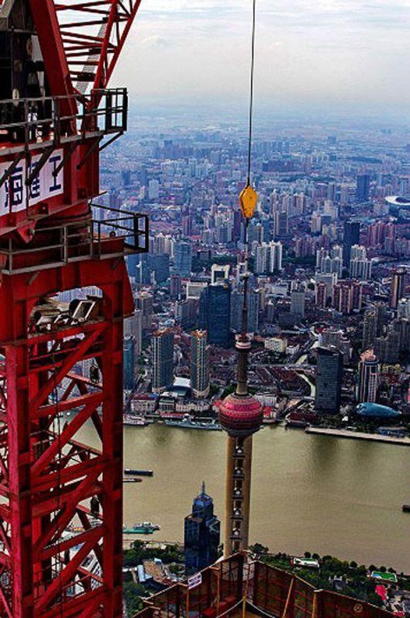 Shanghai through the eyes of a crane operator