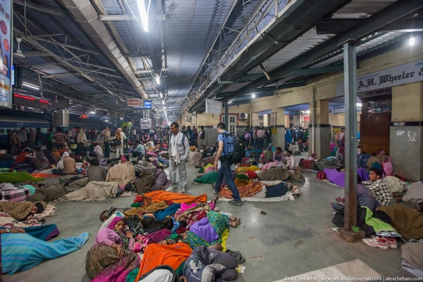 Shared carriage of an Indian train