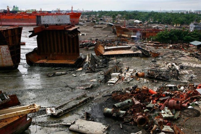 Ship Graveyard in Chittagong