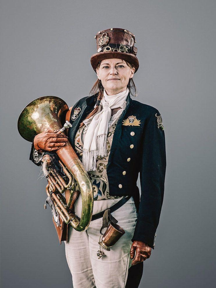 Shreks, elderly informals and other characters from the holiday Jack in green