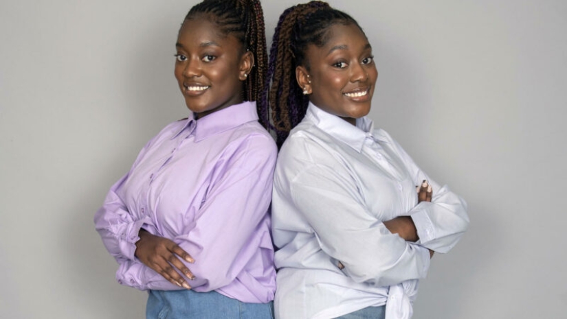 Siamese twins separated in infancy continue to sleep the same way as before the operation