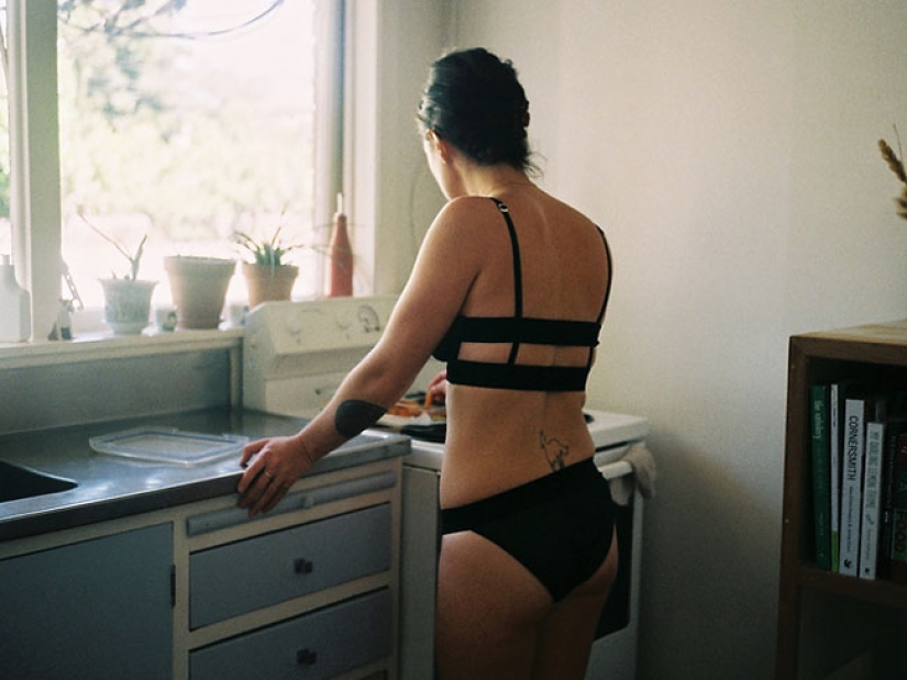 Simple girls: in the underwear advertising campaign, women with an ordinary figure were removed