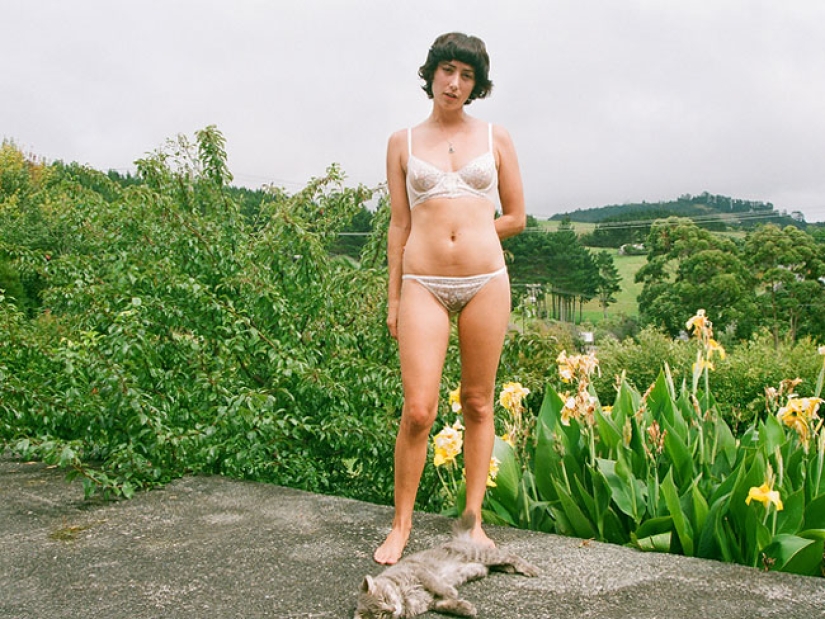 Simple girls: in the underwear advertising campaign, women with an ordinary figure were removed