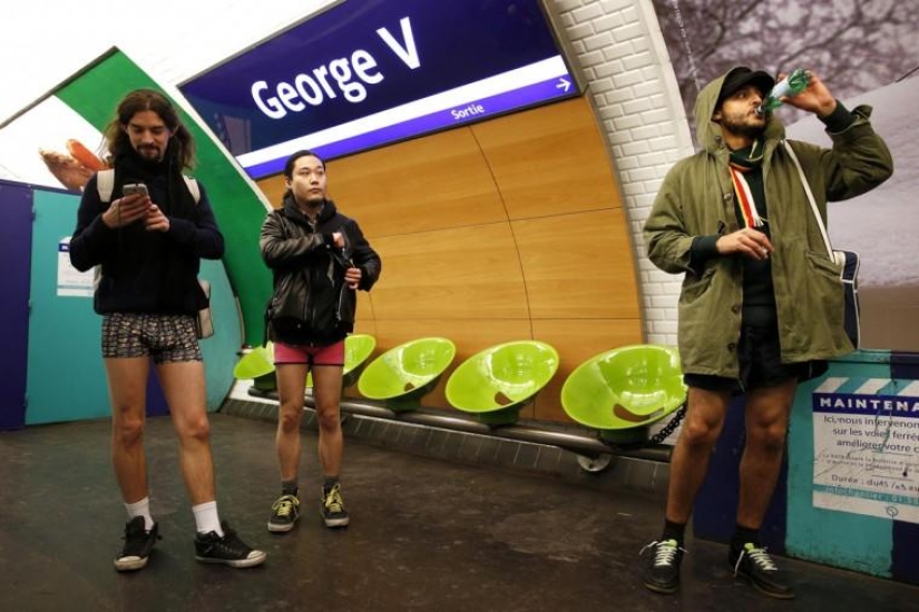 Sin pantalones y vergüenza: el flash mob más brillante de este invierno