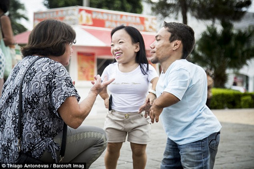 Size doesn't matter: how the shortest couple in the world manages to lead a normal life