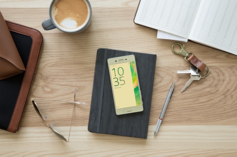 Smartphone with the letter "X". What was told at the presentation of the new line of Sony Xperia X smartphones in Russia