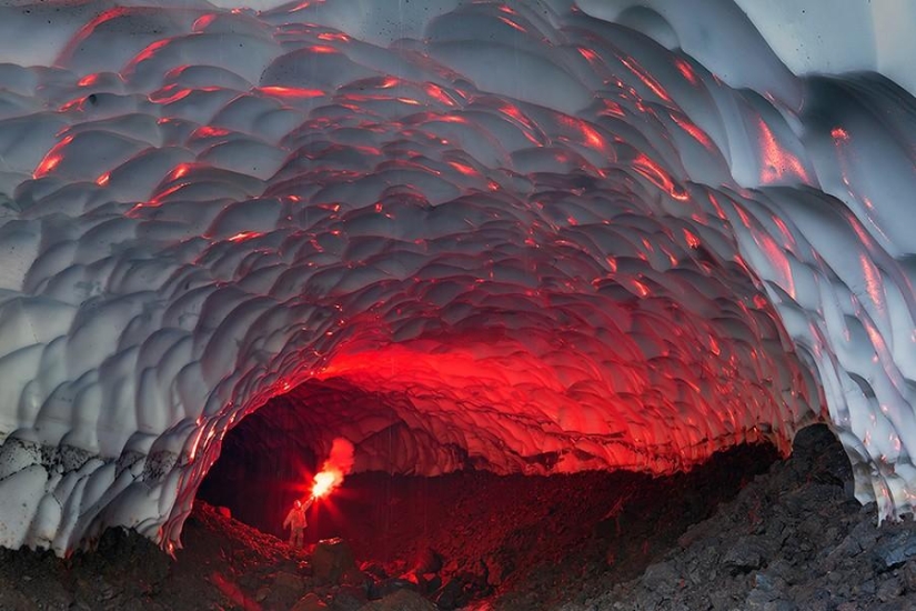 Snow caves of Kamchatka Snow caves of Kamchatka