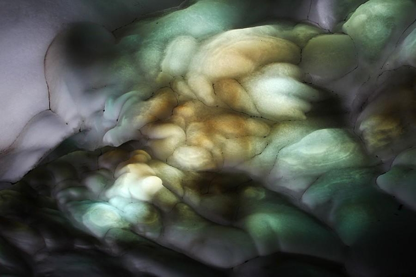 Snow caves of Kamchatka Snow caves of Kamchatka