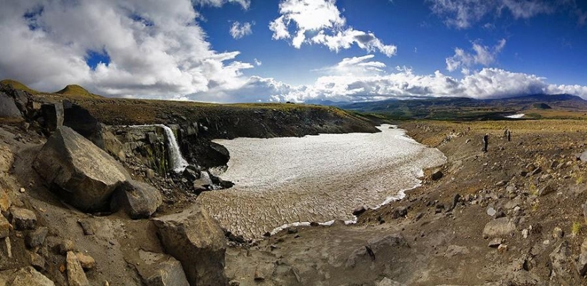 Snow caves of Kamchatka Snow caves of Kamchatka