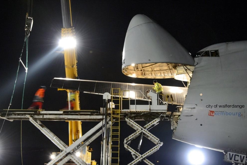Solar Impulse completed its historic flight over the US Solar Impulse completed its historic flight over the US