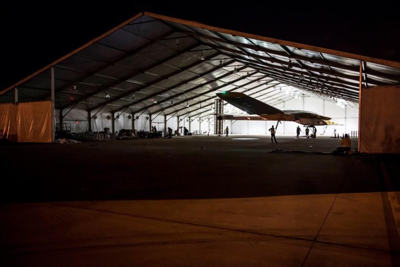 Solar Impulse completed its historic flight over the US Solar Impulse completed its historic flight over the US
