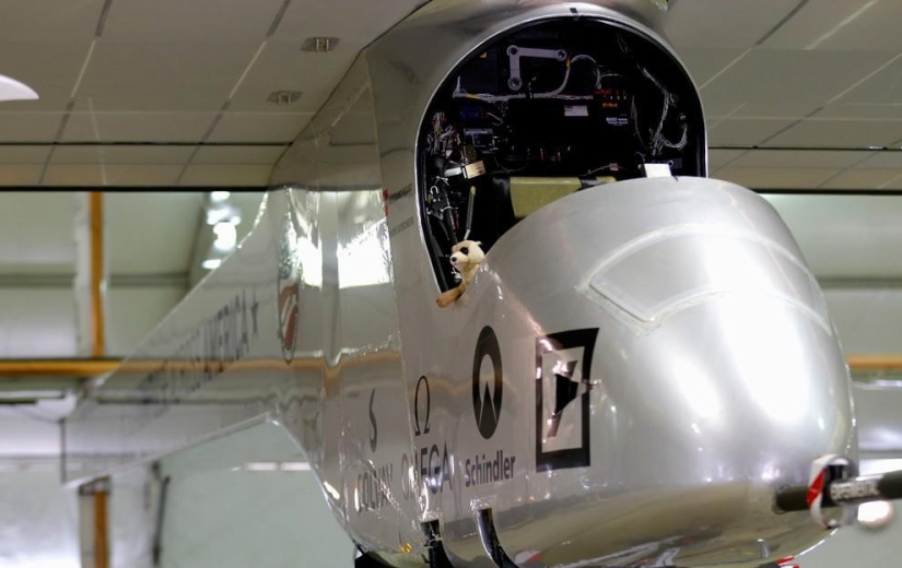 Solar Impulse completed its historic flight over the US Solar Impulse completed its historic flight over the US