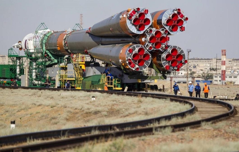 Soyuz lanzada desde Baikonur con una expedición a la ISS