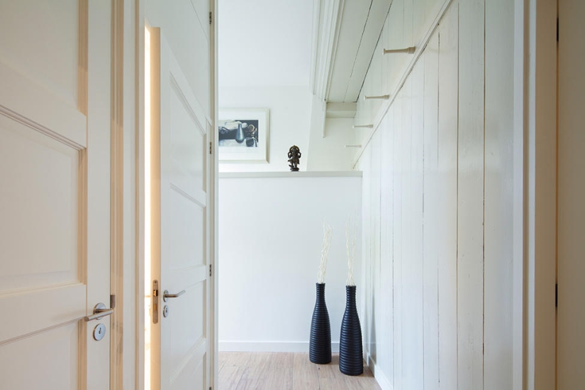 Spectacular private house in a former stable building Spectacular private house in a former stable building