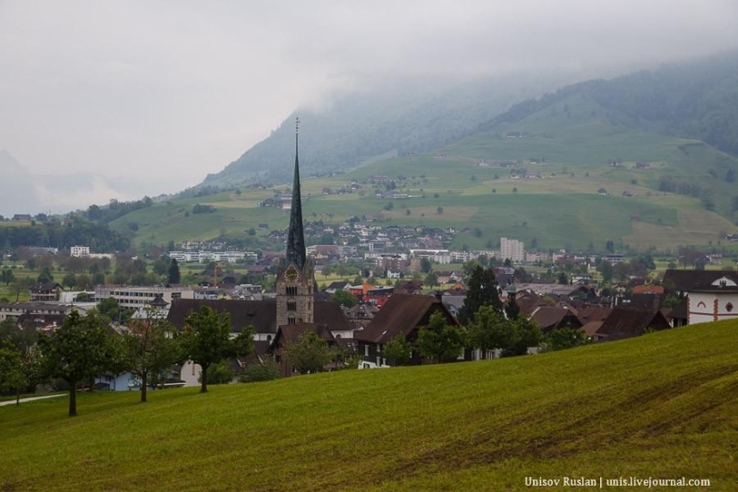 Stanserhorn Cabrio - two-story cable car cabin