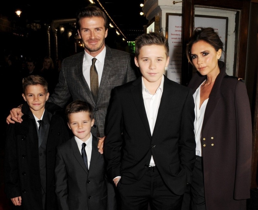 Stars with many children with a perfect body