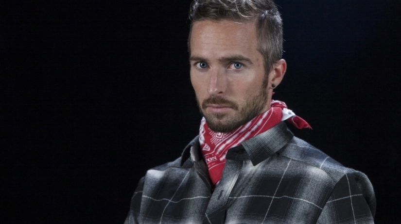 Stay alive at all costs Stay alive at all costs