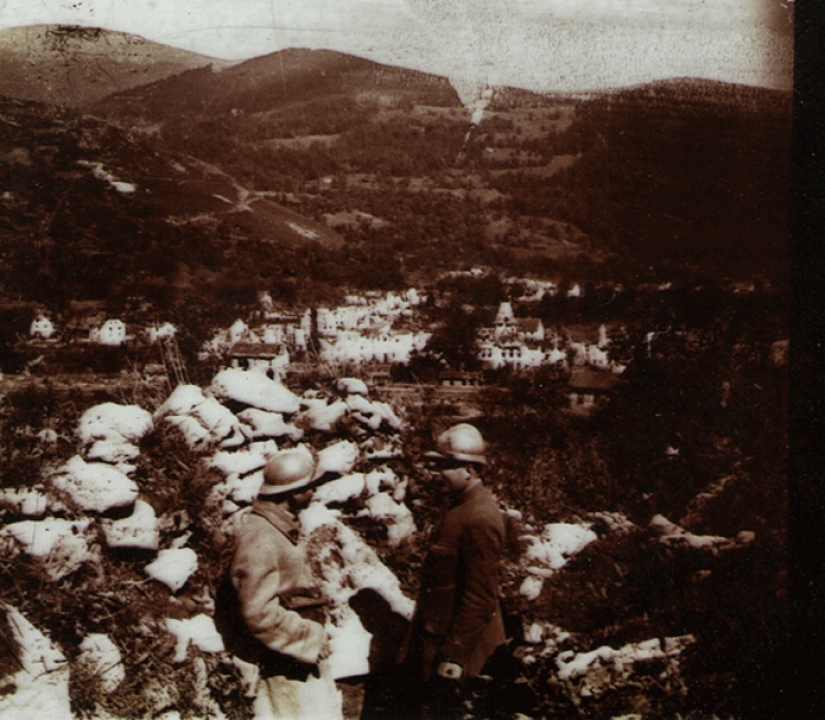 Stereoscopic images of the First World War, found in the attic