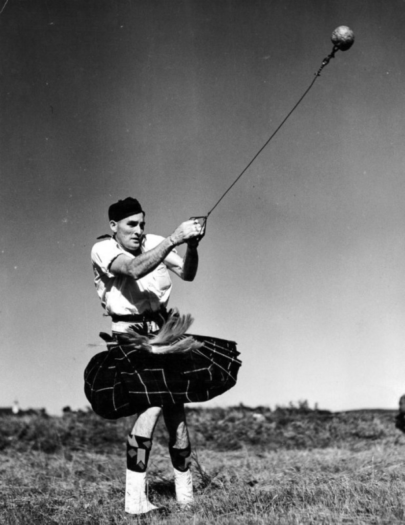 Strength, Courage and Flying Skirts - Highland Games in Scotland Strength, Courage and Flying Skirts - Highland Games in Scotland