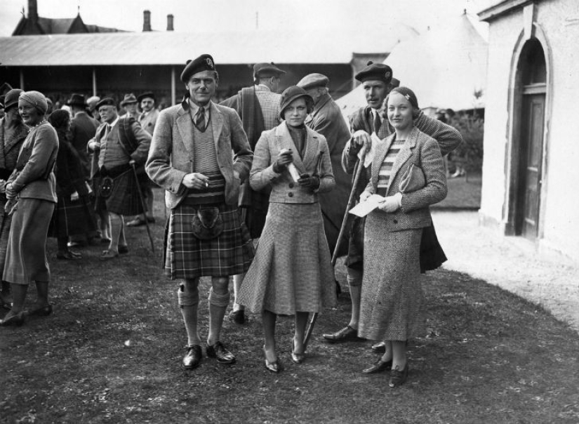 Strength, Courage and Flying Skirts - Highland Games in Scotland Strength, Courage and Flying Skirts - Highland Games in Scotland