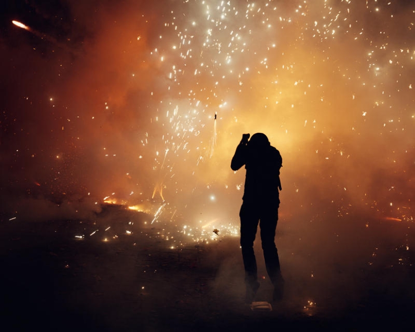 Stunning pyrotechnics - Mexicans anneal at the fireworks festival