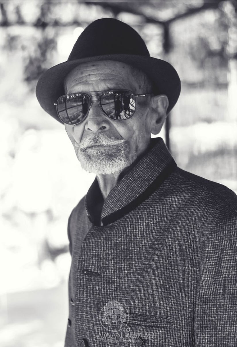 Style and fashion work wonders: grandson turned his 96-year-old farmer grandfather into a real dandy