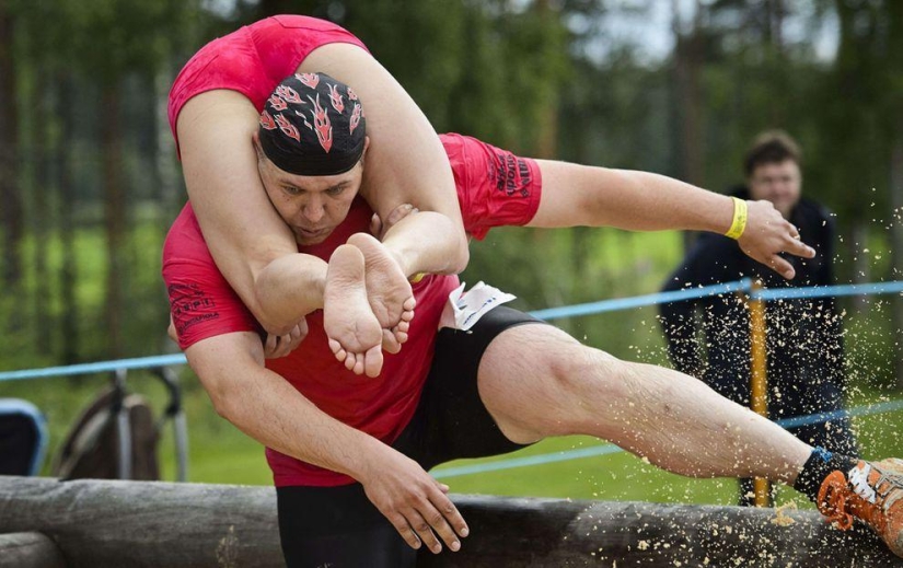 Summer&#39;s Weirdest Competition: Wife Transfer Championship