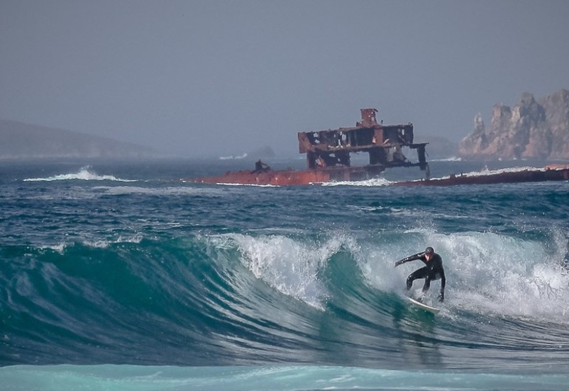Surfing in Russia: from St. Petersburg to Kamchatka