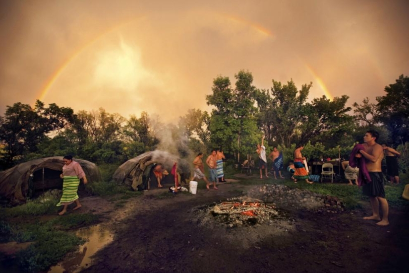Surreal photos from the life of modern Oglala Lakota Indians Surreal photos from the life of modern Oglala Lakota Indians