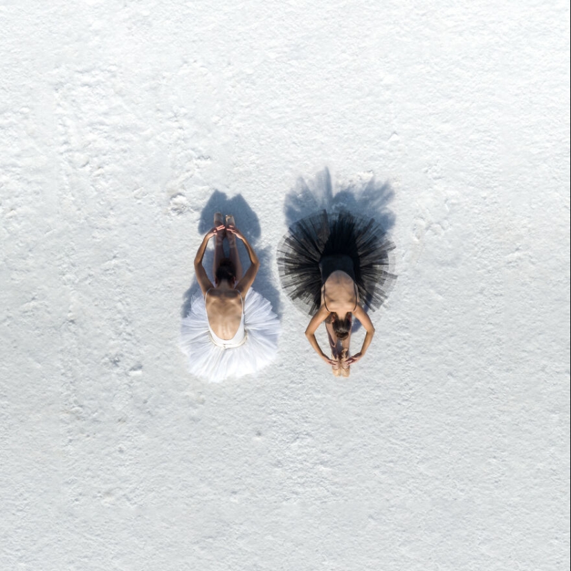 Swan Lake Reimagined: 16 Aerial Photos Of Ballet Dancers Captured On The Salt Lake In Utah Swan Lake Reimagined: 16 Aerial Photos Of Ballet Dancers Captured On The Salt Lake In Utah