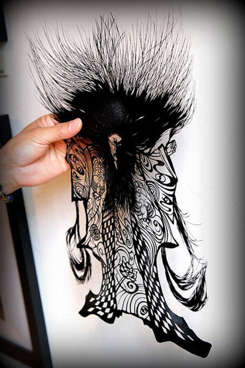 Tallado en papel por el artesano japonés Akira Nagaya Tallado en papel por el artesano japonés Akira Nagaya