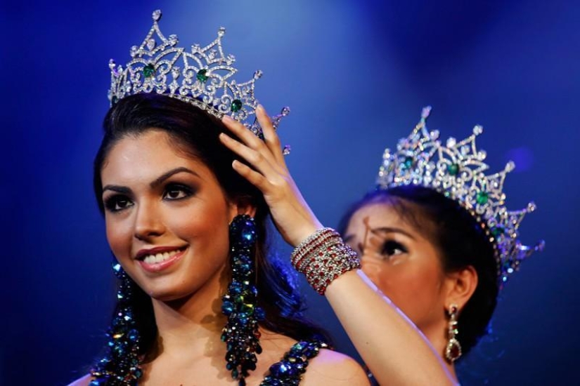 Thailand transgender beauty pageant Thailand transgender beauty pageant